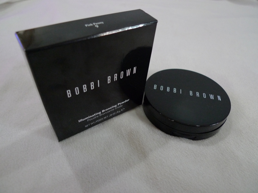 Bobbi Brown Pink Peony Illuminating Bronzer is 8grams! I don't know when I can ever use this up! 